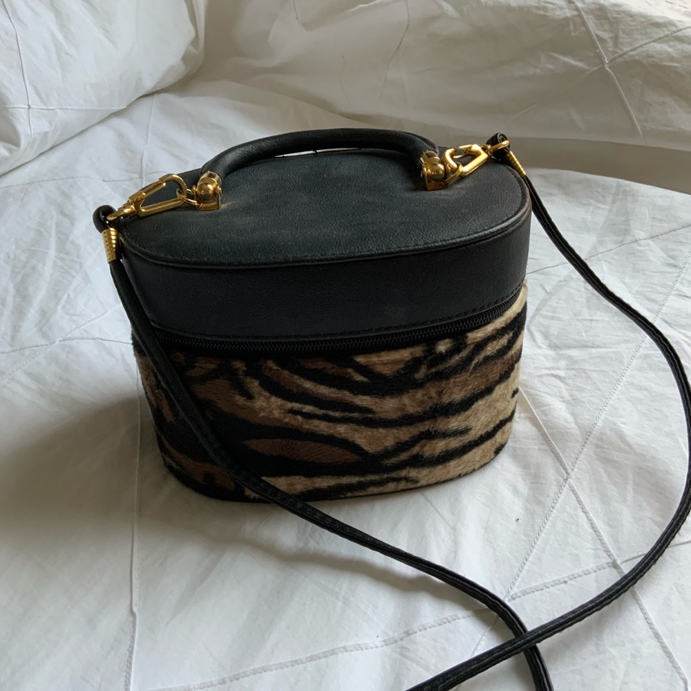 Vintage structured bag